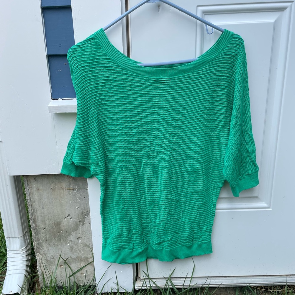 Express Dolman Sleeve Mesh Top, size M, grass green - Picture 2 of 11